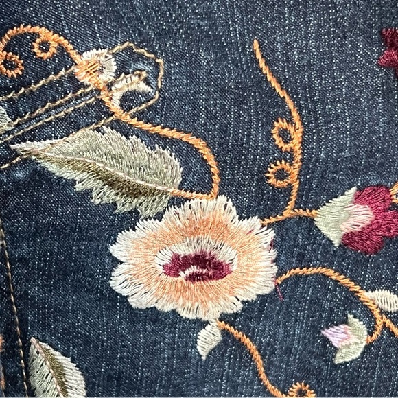 Doncaster Dark Denim Floral Embroidered Jean Jacket Cropped Boho Peacoat Size 10 - Picture 11 of 12
